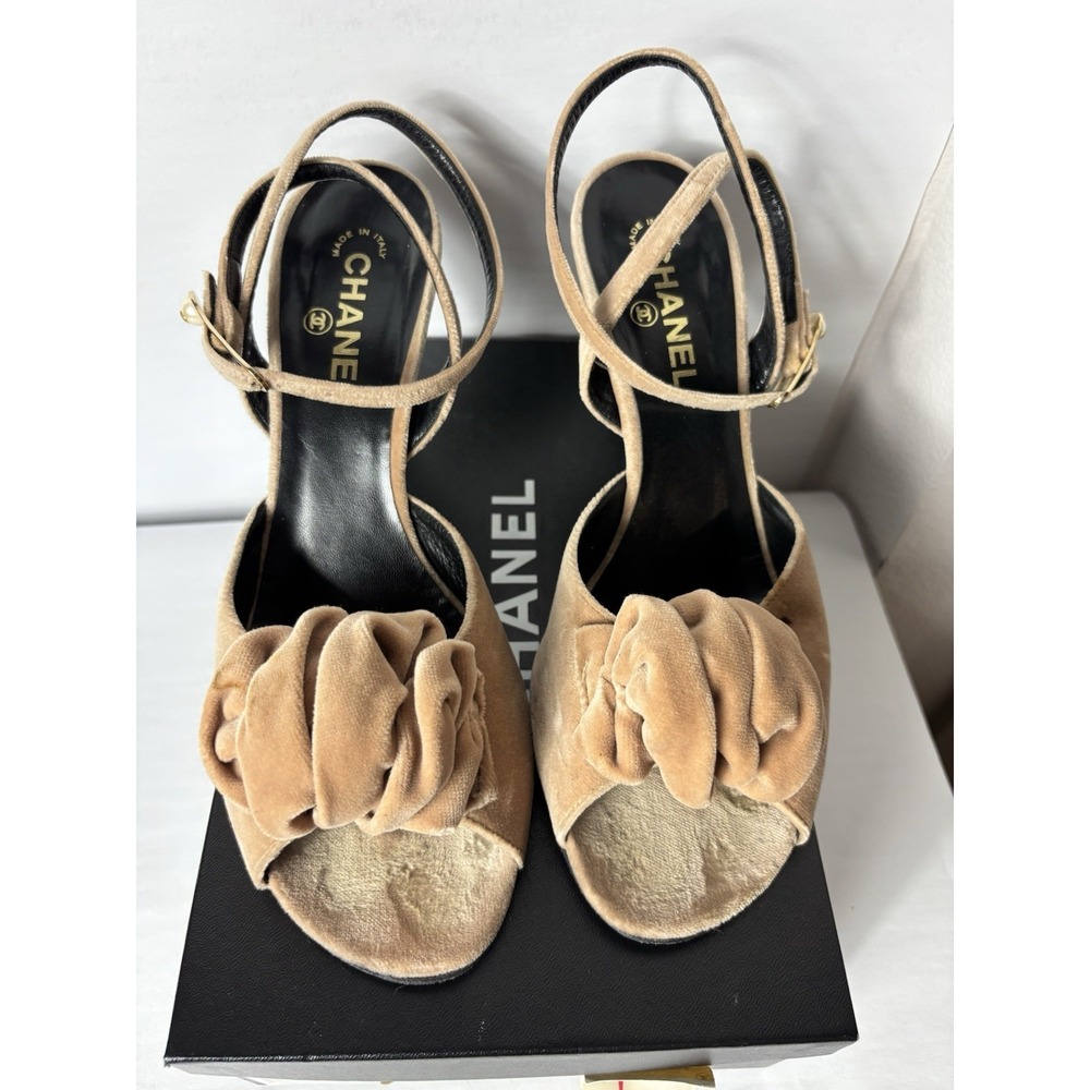 Chanel Beige Velour Vintage Slingback Sandals Fall 02 Karl Lagerfeld Sz 42 US 12